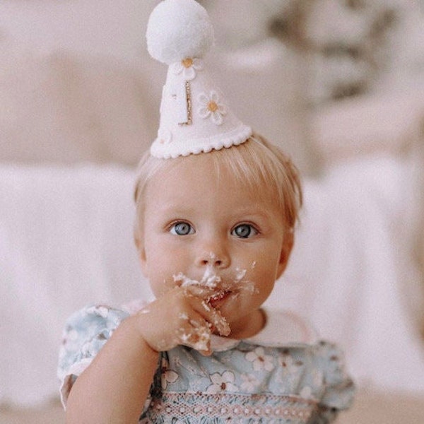 Boho Daisy felt Birthday Party Hat | Party Hat | First Birthday Hat | Birthday Hat | Flower Hat