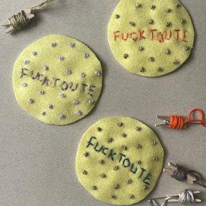Fuck toute : hand embroidery patch image 1