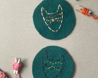 Slow toute :  hand embroidery patch