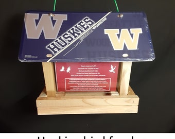 Washington Huskies license plate bird feeder