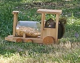 cedar locomotive squirrel feeder