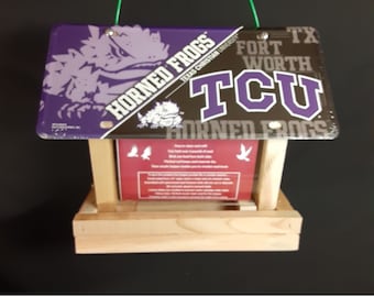 Texas Christian Horned Frogs license plate bird feeder