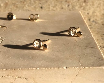 14k Gold Stud Earrings, Lágrimas, Tear Drops, White Topaz, Handmade Earrings, 14k Molten Gold, November Birthstone.