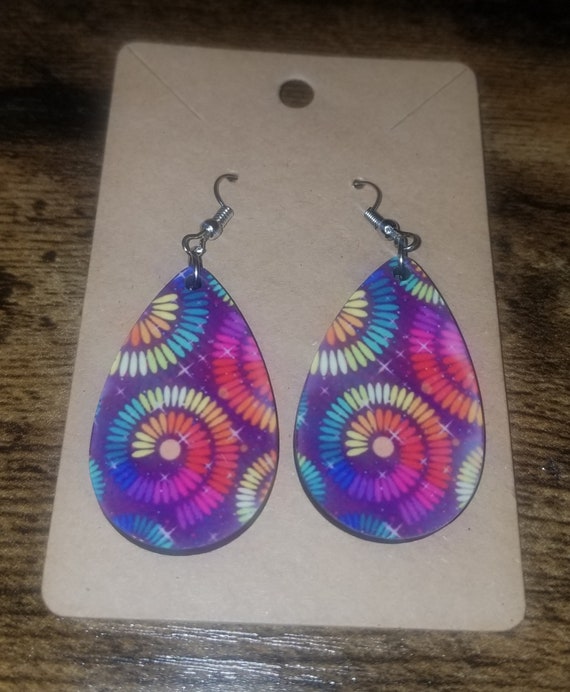 Handmade Teardrop Rainbow Tie-dye Design French Wire  display picture 2