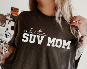 Comfort Colors® White SUV Moms Club Shirt, Preppy 90s Retro Mama Shirt, Mother’s Day Gift, Motherhood Shirt, Mom Life Tee, Trendy Sweatshirt