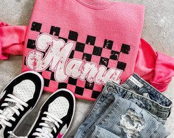 Retro Checkered Mama Sweatshirt, Mom Gift, Pink Sweater, Gift for Her, Mother’s Day Gift, Lounge Wear, Mom Style, Checkered, Trendy Mom