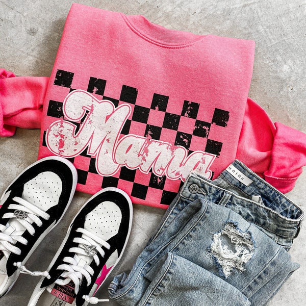 Retro Checkered Mama Sweatshirt, Mom Gift, Pink Sweater, Gift for Her, Mother’s Day Gift, Lounge Wear, Mom Style, Checkered, Trendy Mom
