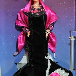 Mattel Spiegal Theater Elegance Barbie Doll 1994 Blonde 12077 NRFB