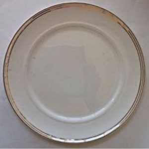 Dinner Plate Ivory Salem China 23 Kt Gold Trim Symphony Pattern Vintage 9&quot;