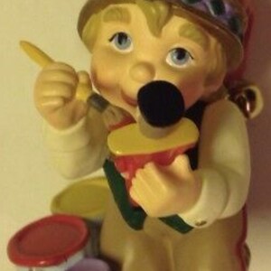 Hallmark Christmas Ornament Santas North Pole Elf Painting Toys Arctic Artist Vintage