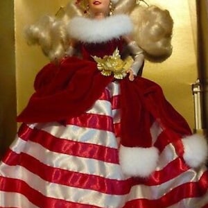 Christmas hotsell barbie 1994