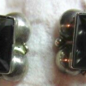 Screw Back Earrings Vintage Mexican Sterling Black Stone
