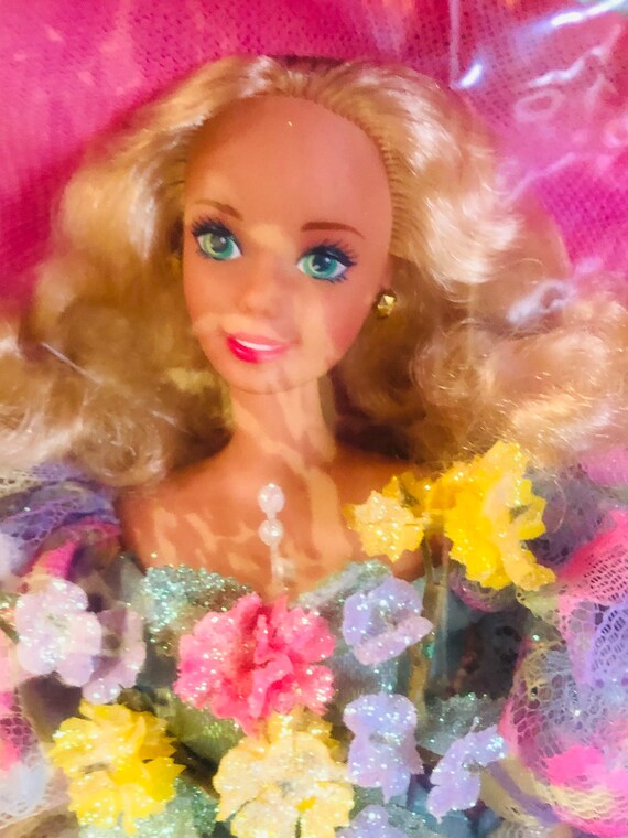 Mattel Barbie 1994 Spring Bouquet Enchanted Seasons #12989 Limited