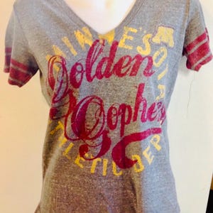Minnesota Golden Gophers Womens Size S Gray Short Sleeve T-shirt Vintage