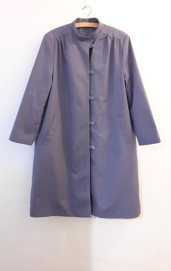 Ladies Pastel Lavender Mackintosh Coat. Vintage M&S /… Gem