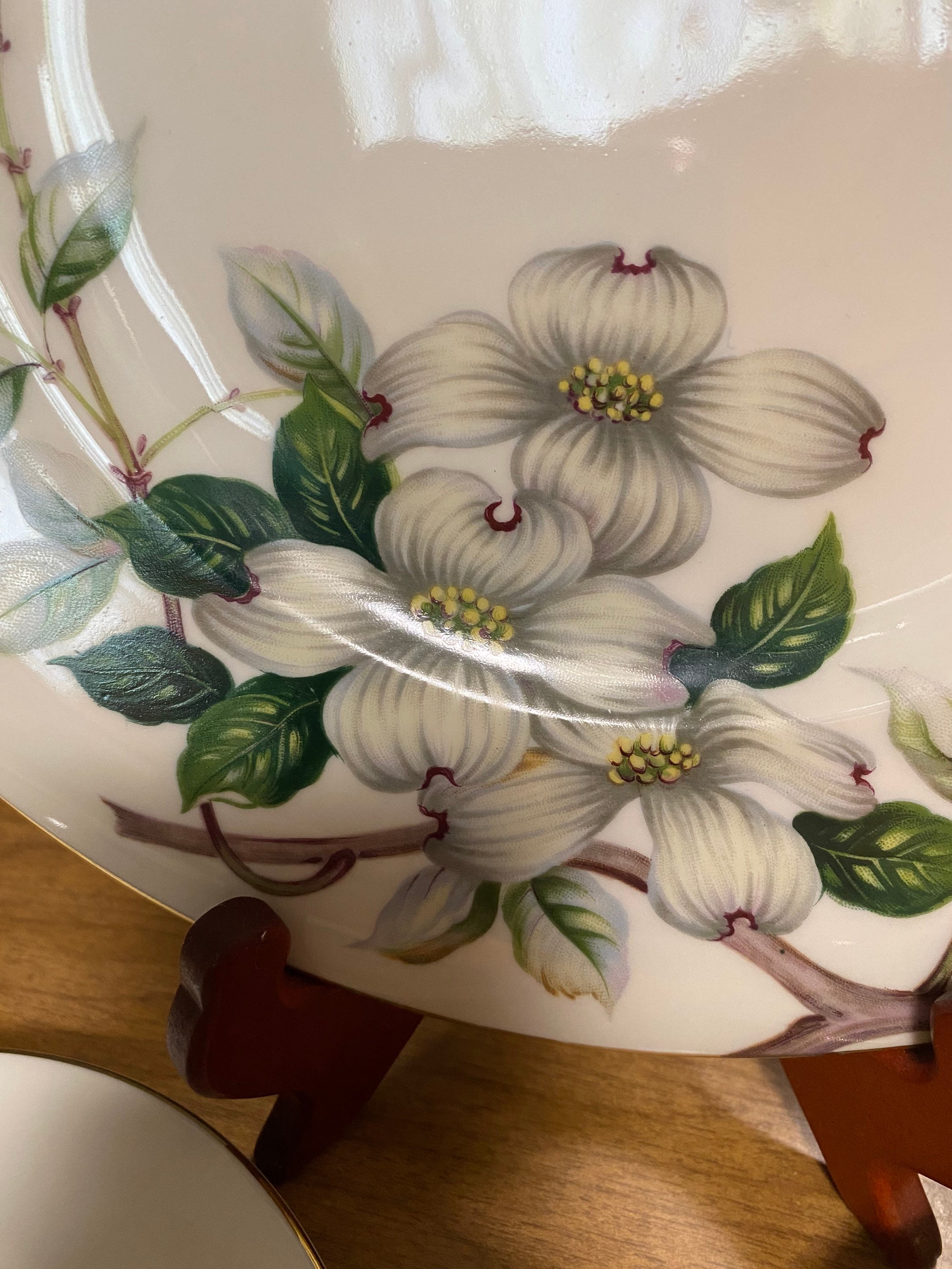 Meito Norleans China Livonia Pattern 5 Piece Place Setting Ivory