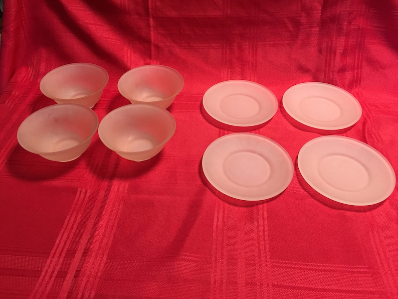 4 Bowls and 4 Plates Indiana Glass Frosted Pink Silk Dessert Salad Set