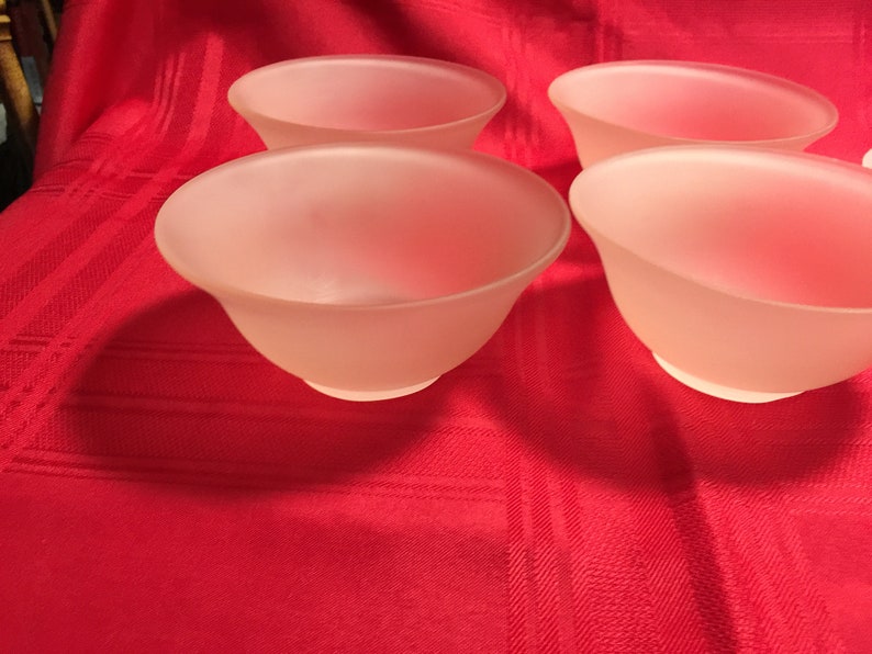 4 Bowls and 4 Plates Indiana Glass Frosted Pink Silk Dessert Salad Set