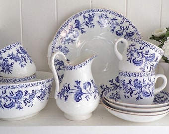 Vintage antique tea or coffee set for 4, Foley, blue and white