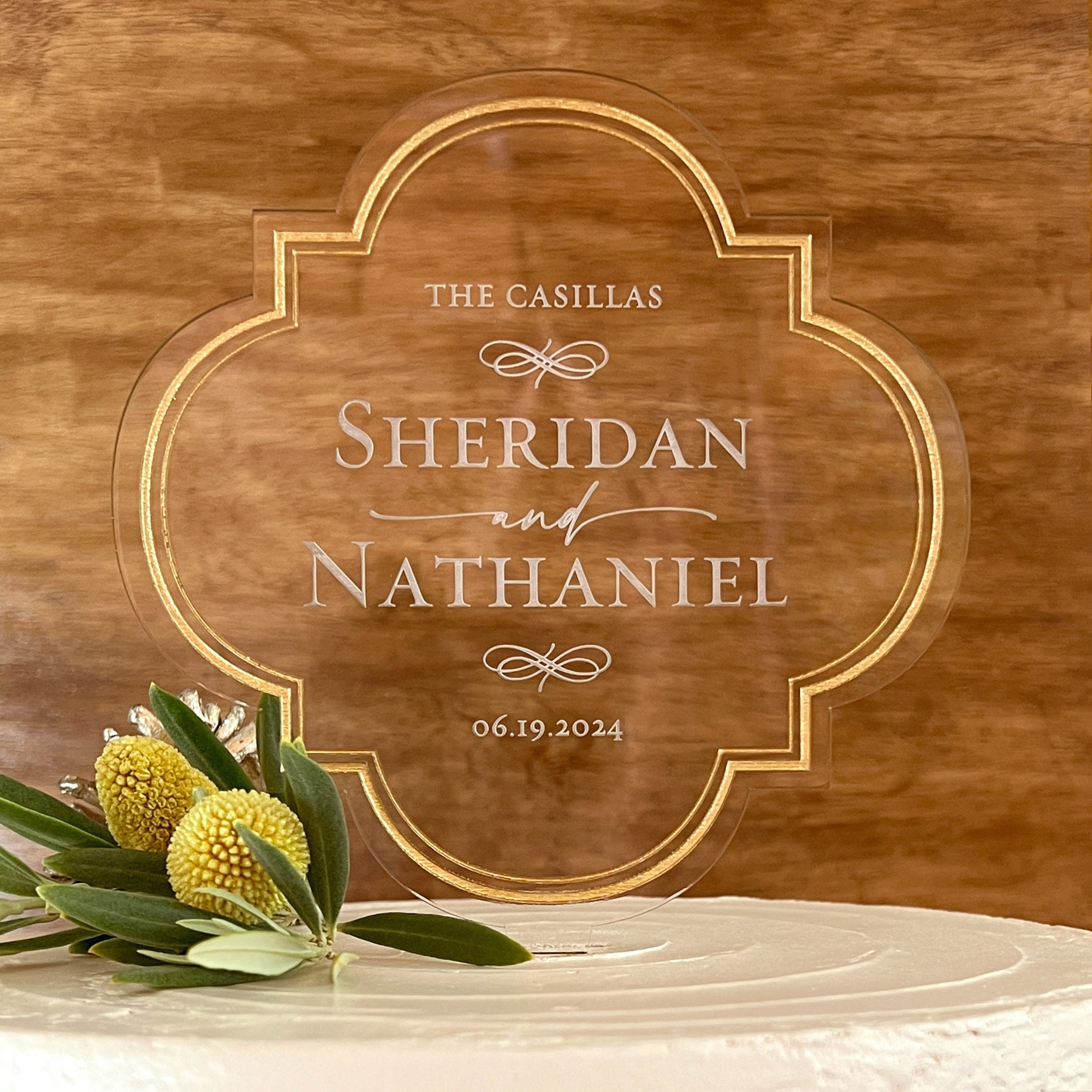 Personalized Vintage Quatrefoil Wedding Cake Topper: Gold or Rose Gold