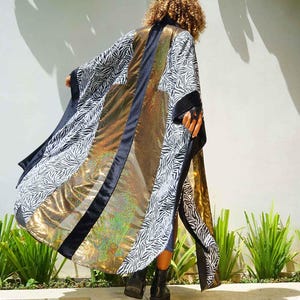 Festival Robe Boheme Samt Kimono Spirituelle Kleidung Musik Festival Outfit Holographisch Gold Kimono Zebra Kimono Festival Umhang | LIEBE KHAOS