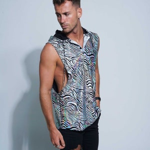 Reflektierendes Top, Rave für Männer, Holographisch, Psychedelischer Kapuzenpullover Muskelpanzer im Zebra-Print | LIEBE KHAOS