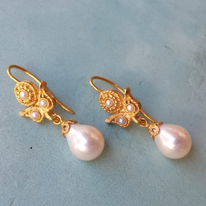 Bridal vintage pearl earrings,wedding vintage gold pearl earrings, solid yellow gold pearl dangle,unique bridal earrings,victorian earrings