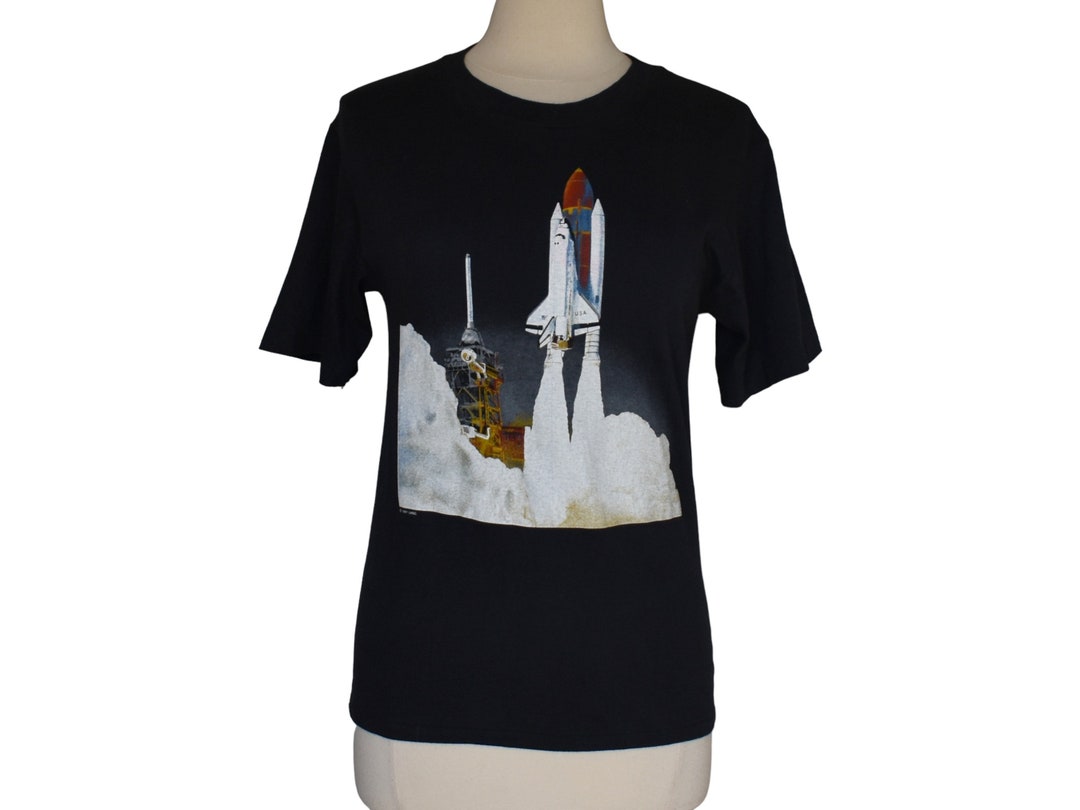 Vintage 80s Space Shuttle Launch T-shirt, 1980s NASA Souvenir Tee, Size ...