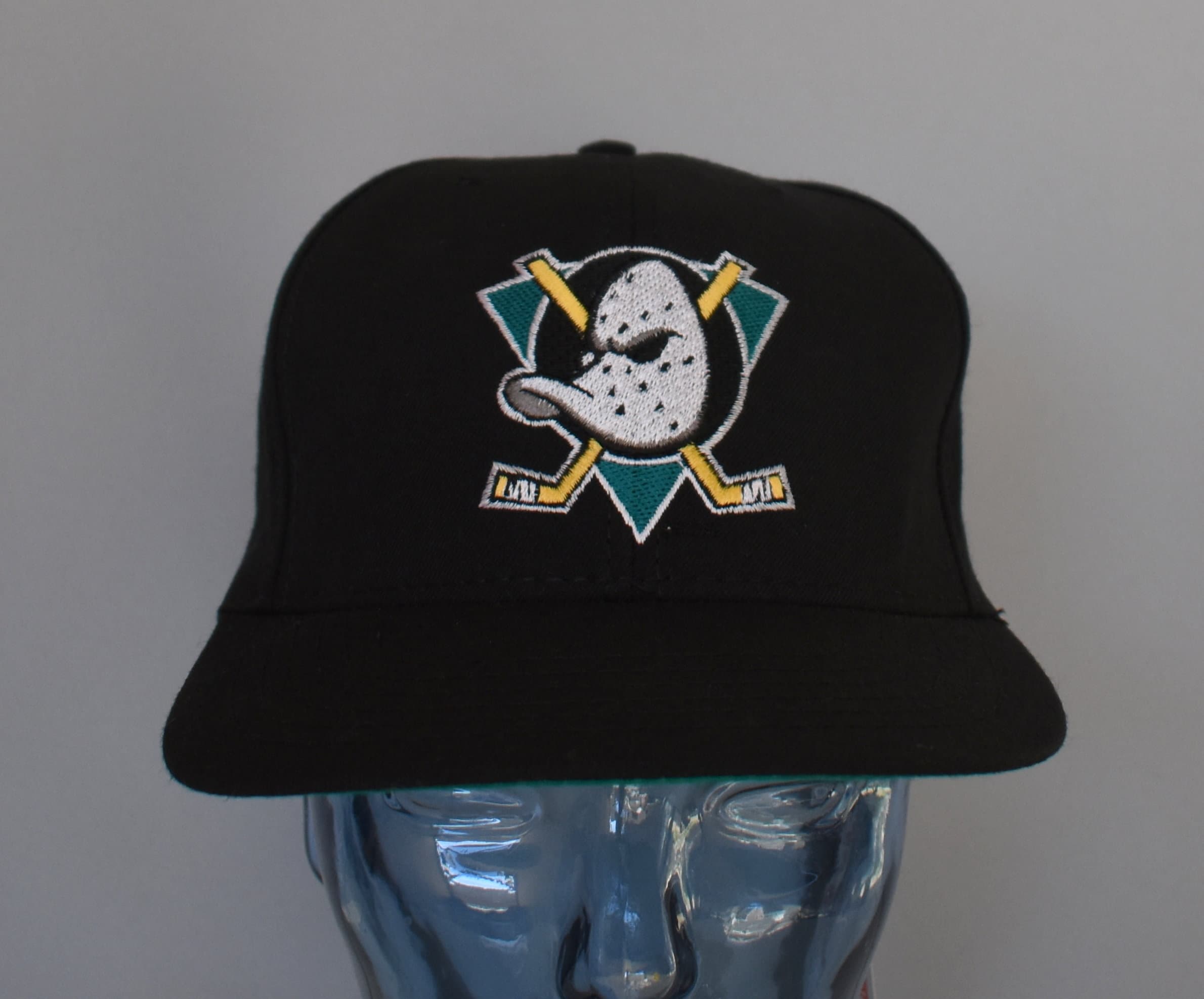 Vintage Anaheim Mighty Ducks Snapback Hat Sports Specialties Back