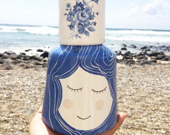 Yemanjá Ceramic Water Jug - Personalised Water Bottle - Water Pitcher - Ceramics and Pottery