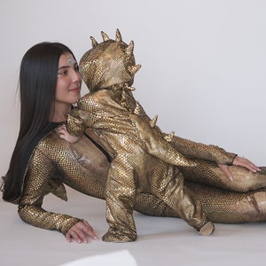 ULTIMA mamma e figlio Halloween Costume-Dino tuta-Designer unico Halloween dinosauro famiglia Costume-Dino donne Catsuit Drago donne Catsuit
