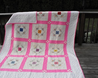 Victorian quilt, embroidered quilt, hand quilted bed quilt, wedding quilt, heirloom quilt, wedding gift, wedding shower, bridal shower,