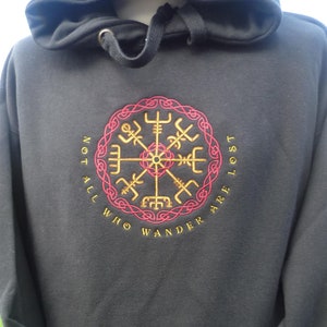 Viking Vegvisir Hoodie, BLACK Norse Compass, Vegvisir Sweater, IJslandse Runen, XS 5XL, Staves, Nordic, viking kompas afbeelding 1