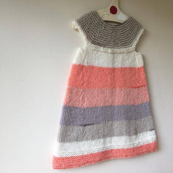 Robe bébé tricotée à la main, robe tunique tricotée à la main, robe chasuble bleue en tricot, cadeau de naissance, robe bébé tricotée à la main, robe en tricot pour 1 - 2 ans