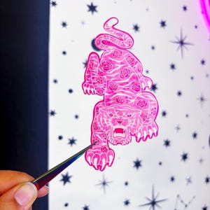 Tijgersticker - retro tijgersticker - bloemen tijgerstickers - roze tijgersticker - dierenstickers - traditionele tijgersticker