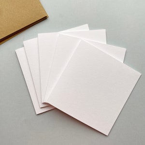 Tarjetas y sobres en blanco, tarjetas en blanco con sobres, crea tu propio juego de tarjetas.