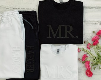 Mr and Mrs Sweatshirts, Bride Gift Set, Embossed Mr and Mrs Sweatshirts, Bridal Shower Gifts, Joggers Couples , Embossed Honeymoon Sets,