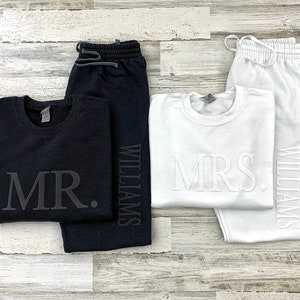 Embossed Mr and Mrs Sweatshirts, Bridal Shower Gifts, Joggers Couples , Embossed Honeymoon Sets, Mr and Mrs Sweatshirts, Bride Gift Set,