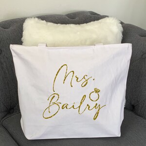 Mrs. Last Name Tote Bag, Beach Bag, Honeymoon Tote Bag, Bride Tote Bags, Bridal Tote Bag, Gift for Bride, Bachelorette Gifts, Custom Totes,