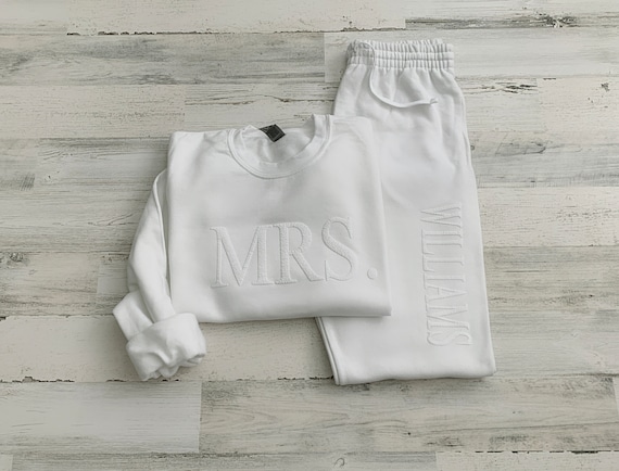 Mr and Mrs Sweatshirts, Bridal Shower Gifts, Mrs Custom Wedding