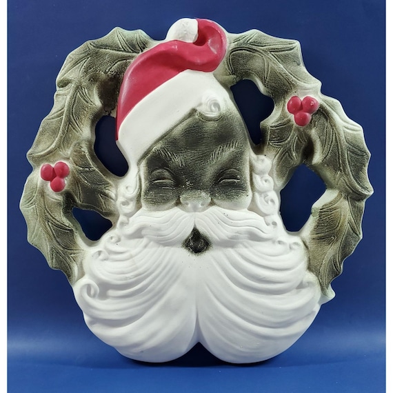 Vintage Chalkware Santa Claus Face Holly Berry Wreath Christmas Wall Plaque