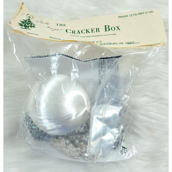 Cracker Box Golden Oldie Ornament Kit Christmas White Knight NEW Vintage