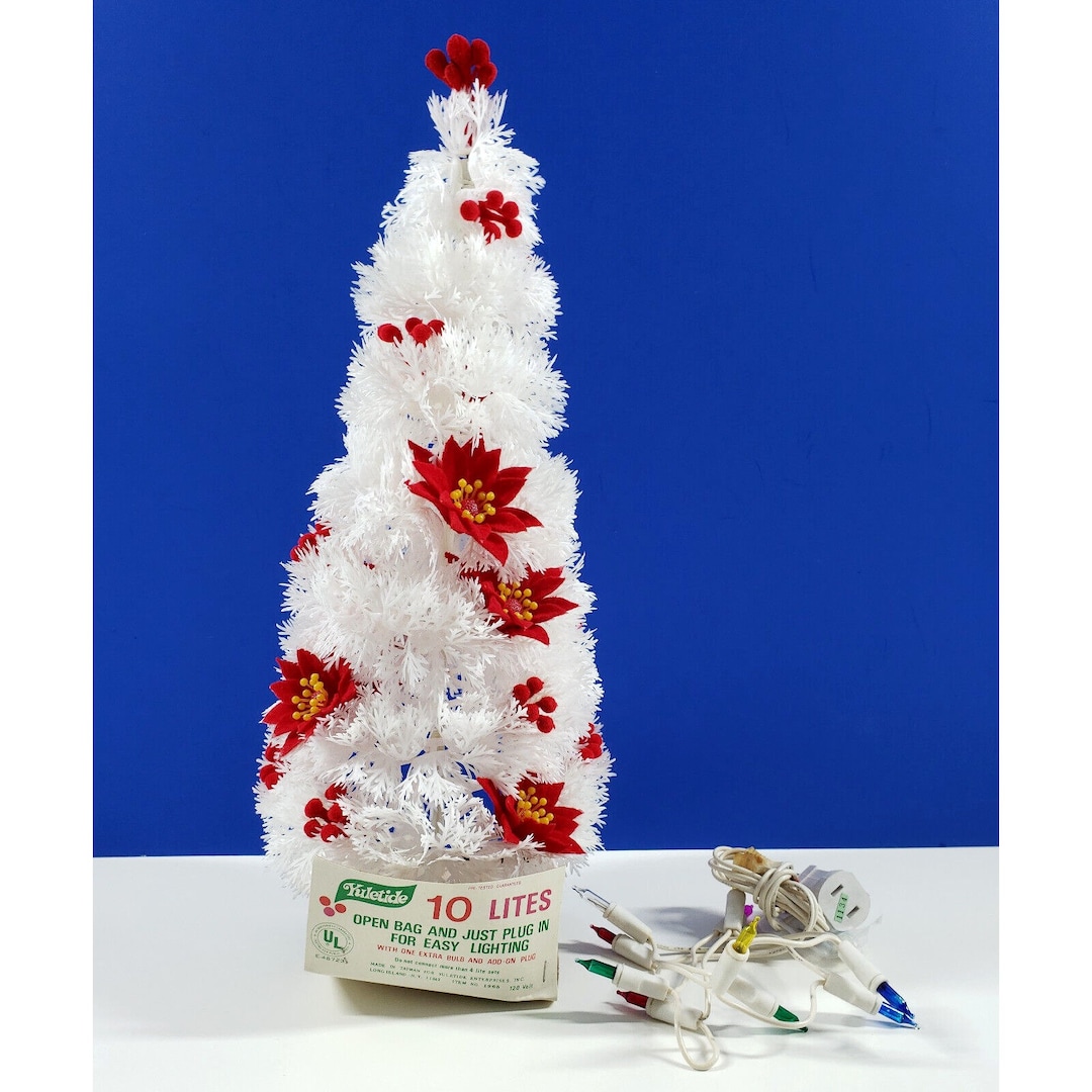 Vintage Yuletide White 10 Lite Poinsettia Plastic Christmas Table Top