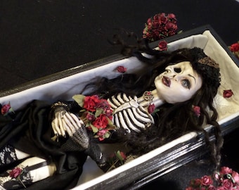 Grave Lady- OOAK Deceased Late Posthumous Art Doll