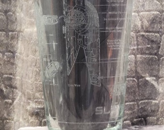 Star Wars - Boba Fett und Slave 1 Schiff - Laser Etched Pint Glas