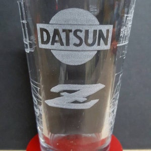 Datsun Z car (240z, 260z, 280z) design - Laser Etched Pint Glass