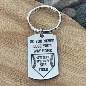 Never Lose Your Way Home Baseball Softball Keychain, Personalized Senior Night Gifts, Sports Award Banquet