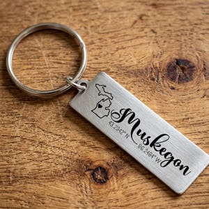 Custom State Keychain, Personalized City Coordinates, Hometown Gift, Latitude Longitude Travel Keepsake