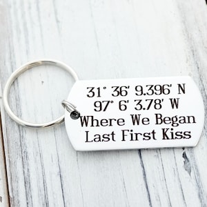 Coordinates Latitude Longitude GPS Location Personalized Custom Key Chain Back can be Customized Wedding Anniversary Gift First Date Kiss
