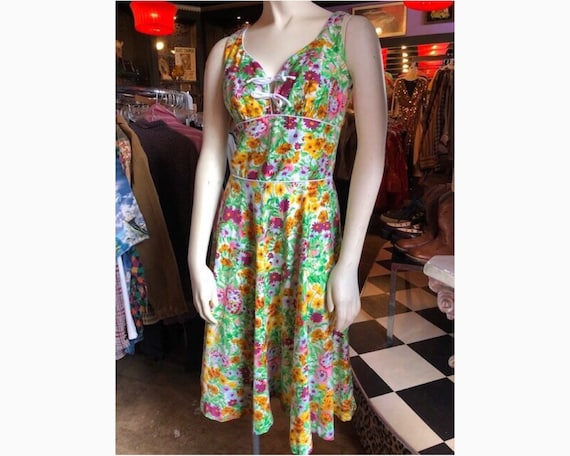 50s Vintage Floral Full Skirt Summer Dress